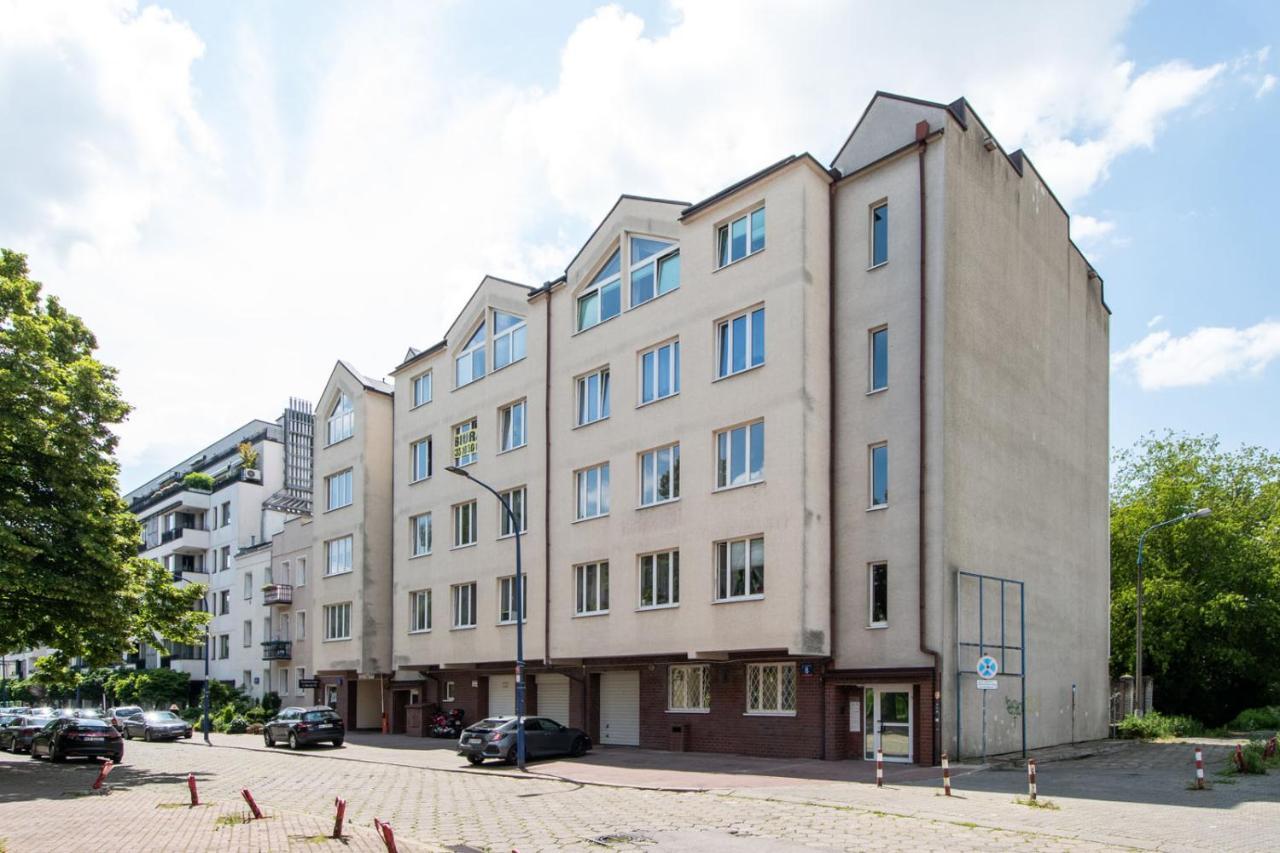 Mgr Ministudio Bitwy Warszawskiej Obok Lotnisko Warszawa Eksteriør billede